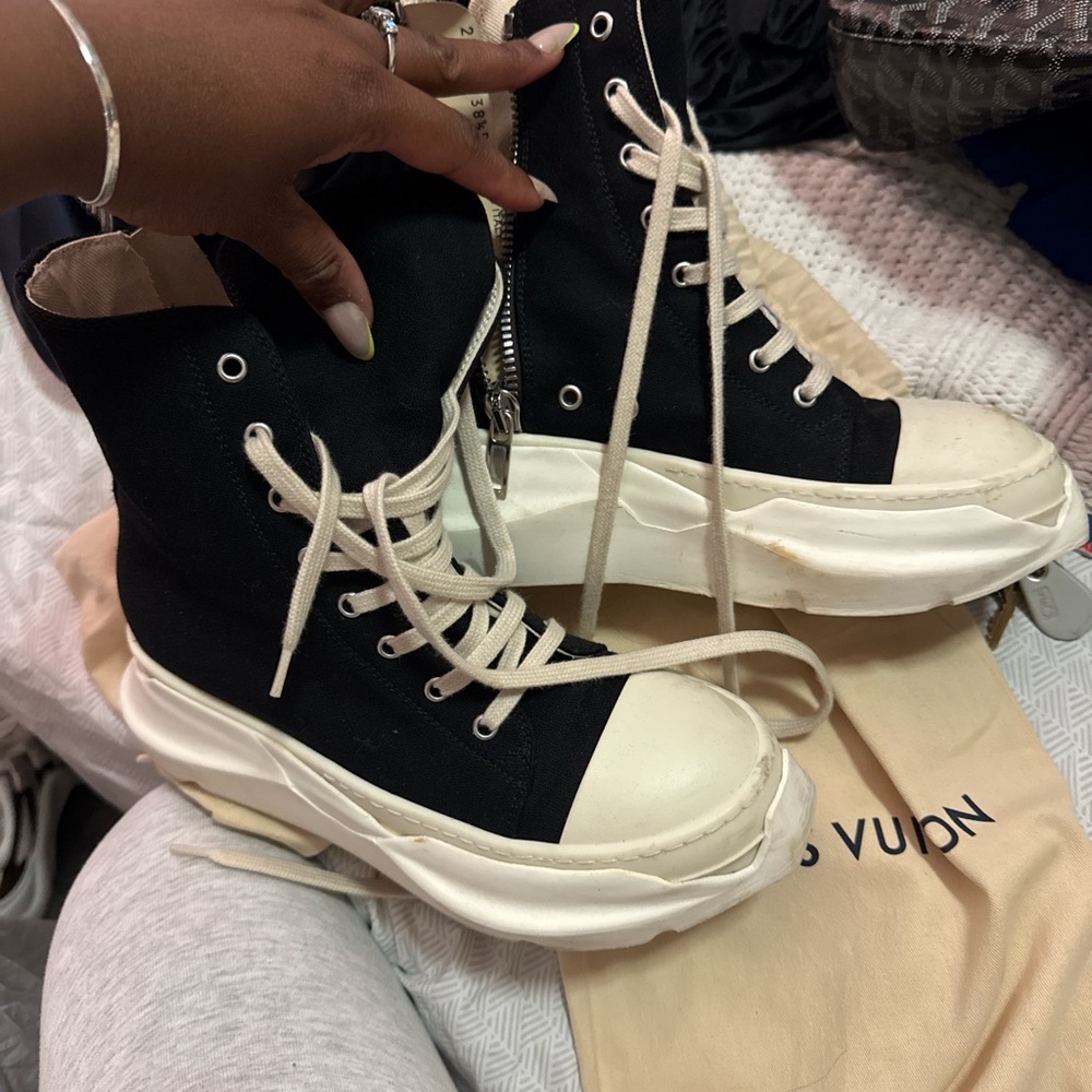 * SOLD ON DEPOP* Rick Owens DRKSHDW
